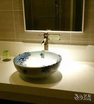 Beijing Phoenix Tree Hotel Daxing  Eksteriør billede